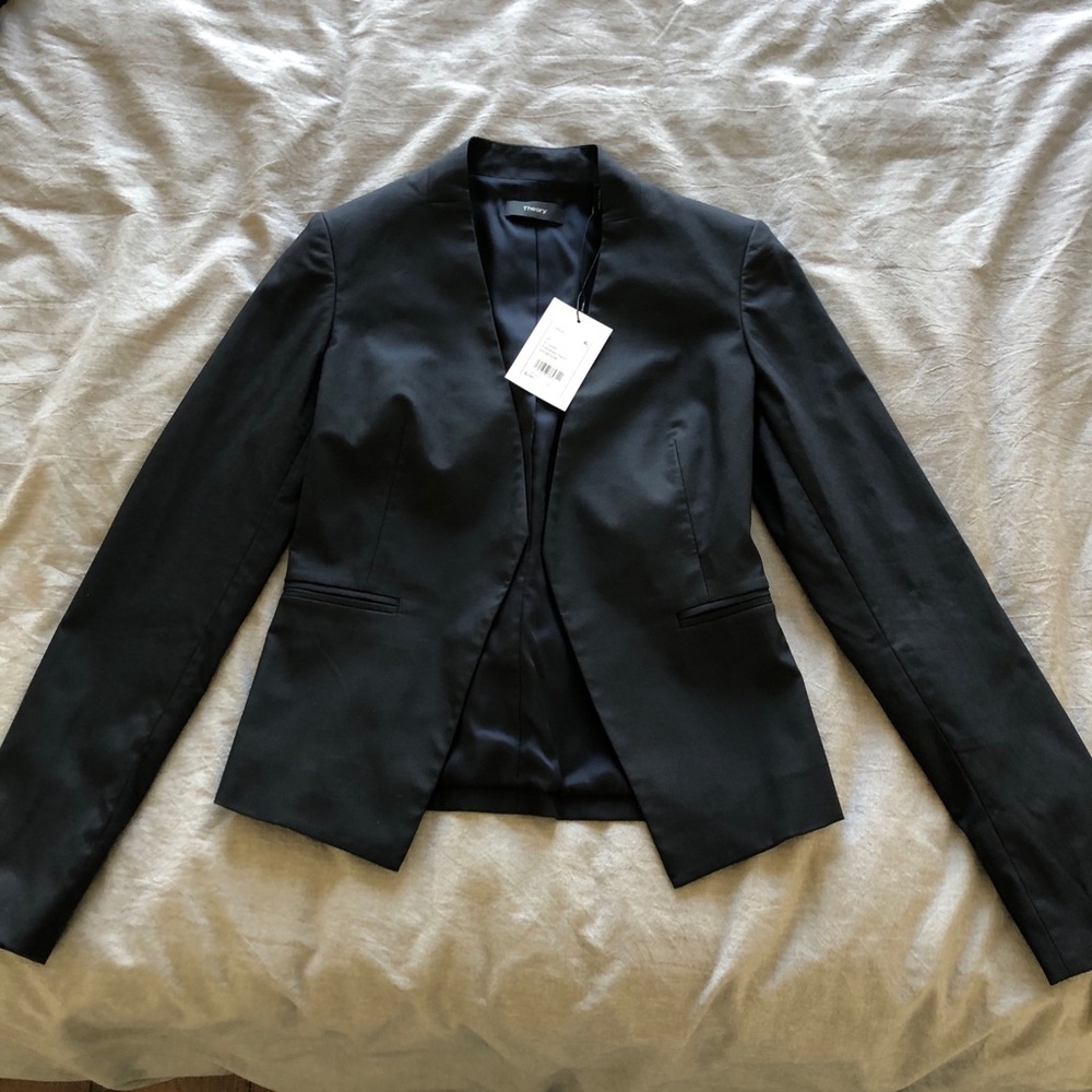 NWT Theory Blazer (Size 00)